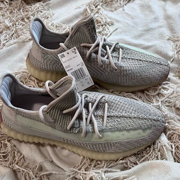 adidas Yeezy Boost 350 V2 Citrin (Non-Reflective) US 12 - Picture 1 of 9